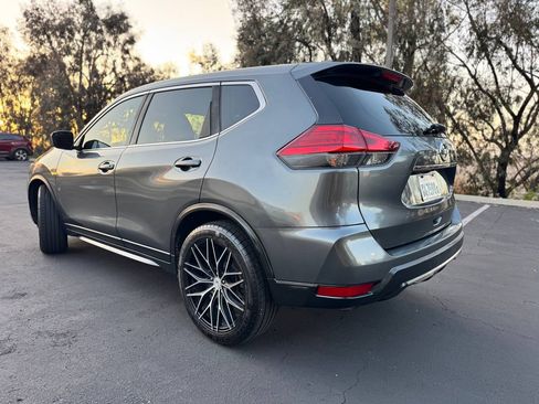 Used 2017 Nissan Rogue FWD image 24
