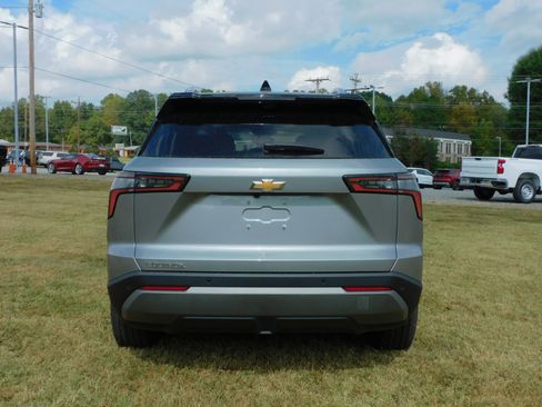 New 2026 Chevrolet Equinox LT image 14