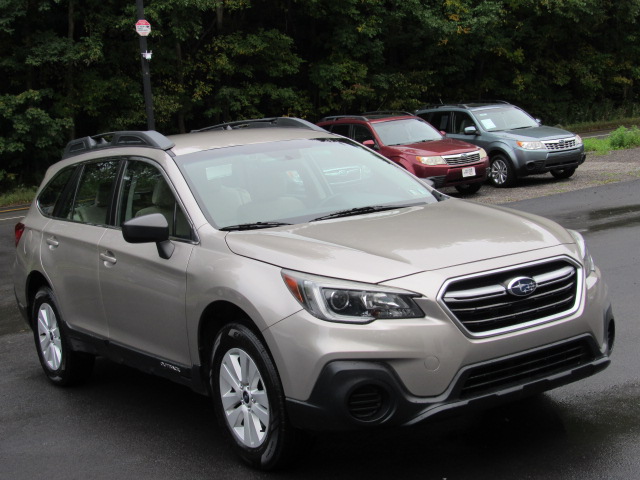 Used 2019 Subaru Outback 2.5i AWD/4WD image 14