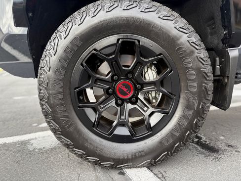 Used 2024 Toyota Tacoma TRD Pro image 11