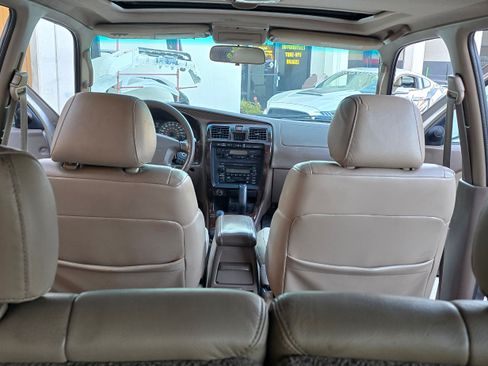 Used 2001 Toyota 4Runner Limited image 23