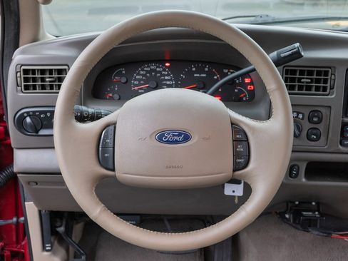 Used 2003 Ford Excursion Eddie Bauer image 29