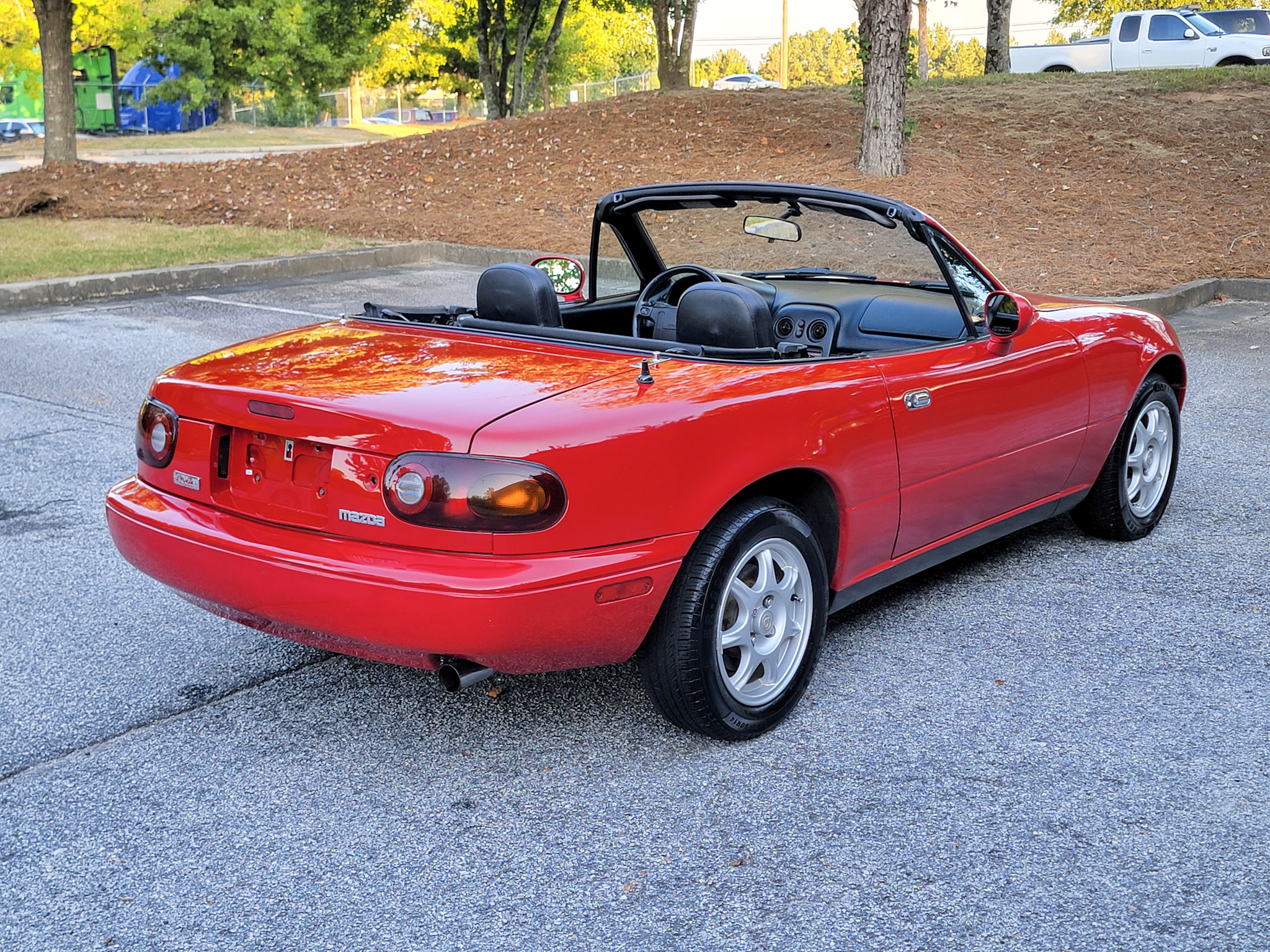 Used 1997 MAZDA MX-5 Miata UNAVAIL RWD image 9