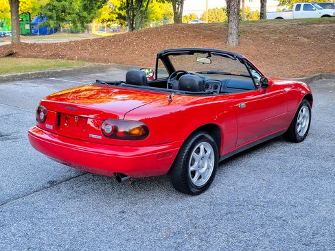 Used 1997 MAZDA MX-5 Miata UNAVAIL RWD image 9
