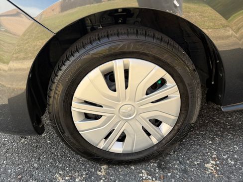 Used 2024 Mitsubishi Mirage ES image 36