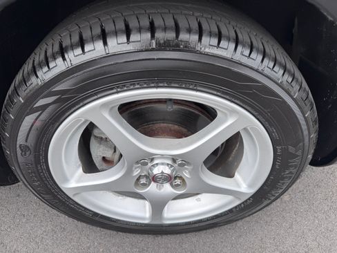 Used 2000 Toyota MR2 Spyder image 26