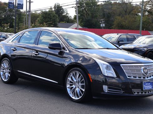 Used 2014 Cadillac XTS Platinum image 9
