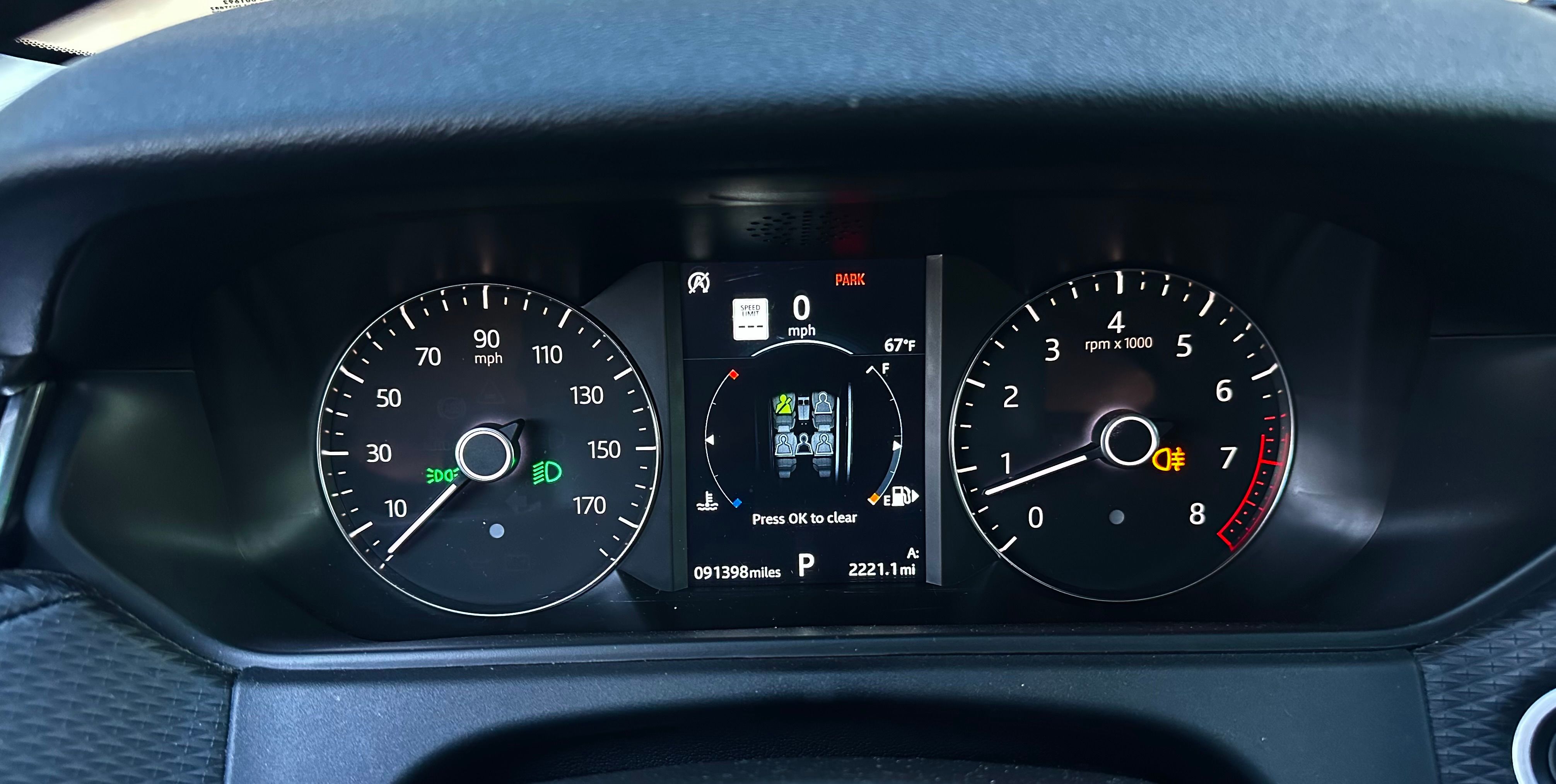Used 2018 Land Rover Range Rover Velar S AWD/4WD image 25