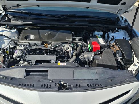 Used 2019 Toyota Camry XSE image 36