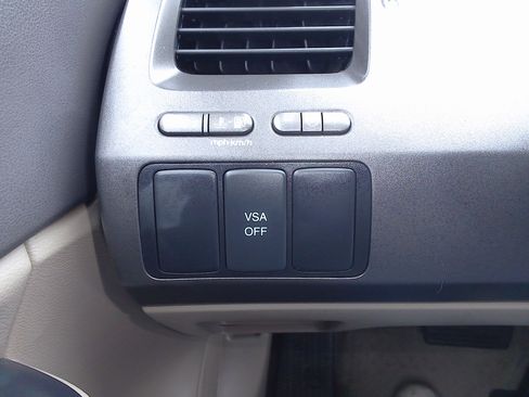 Used 2010 Honda Civic image 26