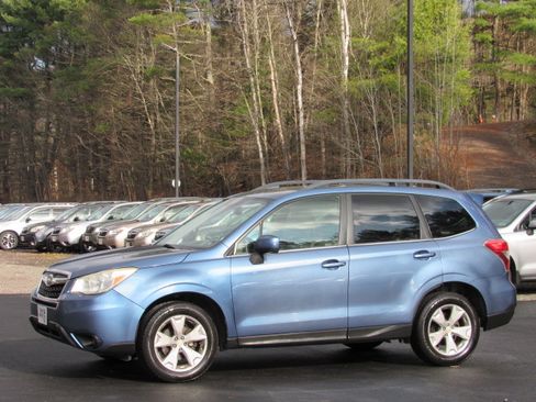 Used 2015 Subaru Forester 2.5i Limited image 3