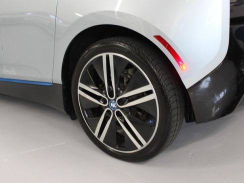 Used 2017 BMW i3 image 10
