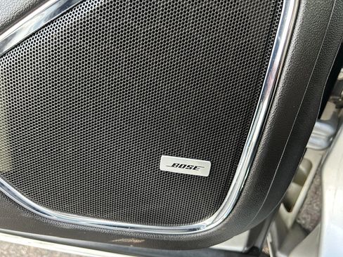 Used 2016 GMC Yukon XL Denali image 23