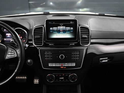 Used 2016 Mercedes-Benz GLE 400 image 19