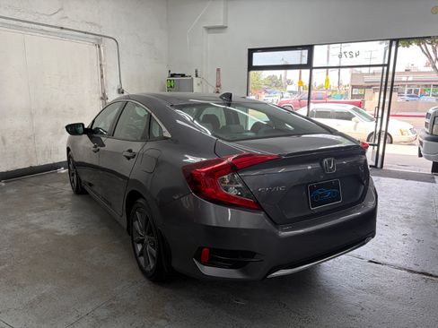 Used 2019 Honda Civic EX Sedan image 5