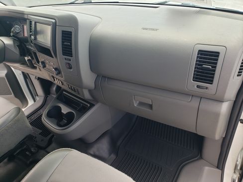 Used 2020 Nissan NV 1500 S image 18