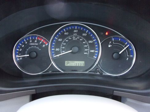 Used 2010 Subaru Forester 2.5X Premium AWD/4WD image 13