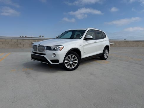 Used 2016 BMW X3 xDrive28i AWD/4WD image 1