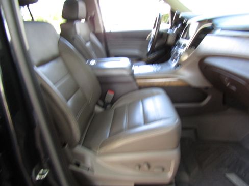 Used 2020 GMC Yukon Denali image 13