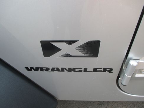 Used 2008 Jeep Wrangler X image 5