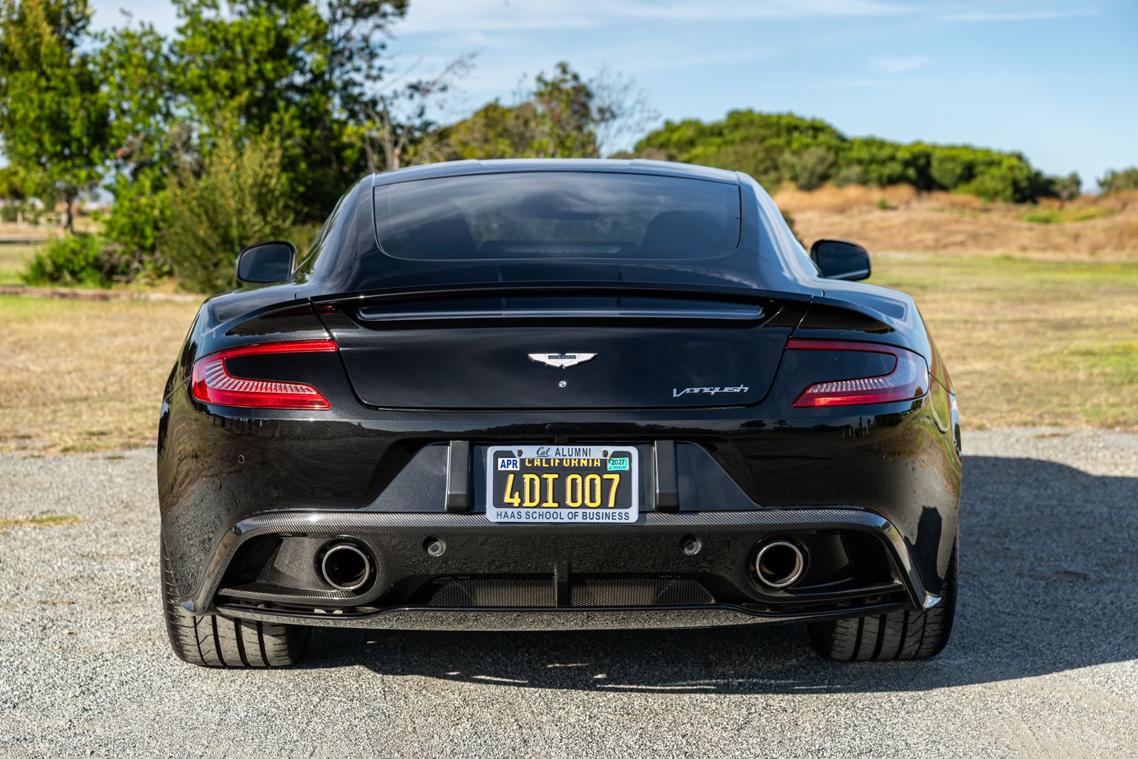 Used 2014 Aston Martin Vanquish Coupe RWD image 3