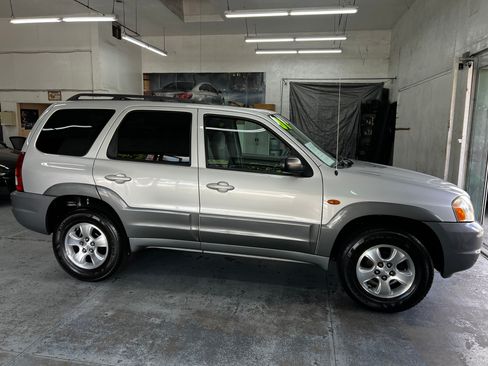 Used 2001 MAZDA Tribute LX image 3