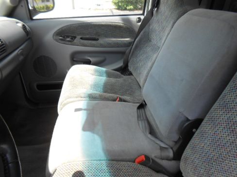 Used 2001 Dodge Ram 1500 Truck 2WD Club Cab image 14