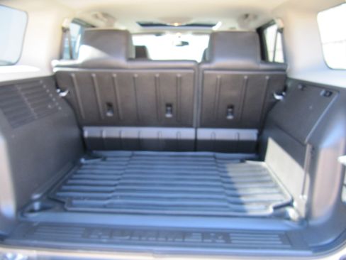 Used 2006 HUMMER H3 Luxury image 17