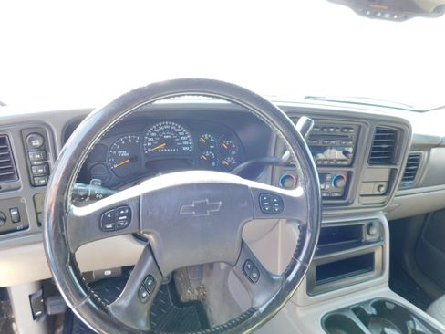 Used 2006 Chevrolet Avalanche LT image 3