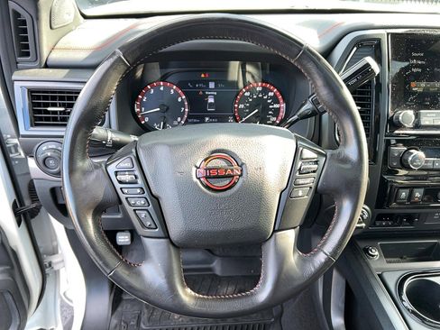 Used 2023 Nissan Titan PRO-4X image 15