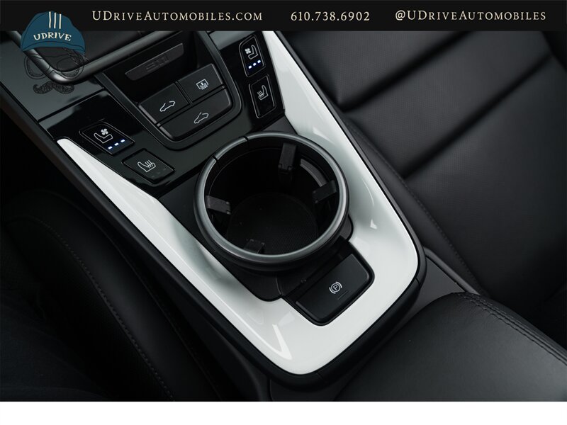 Used 2024 Porsche 911 Carrera T RWD image 43