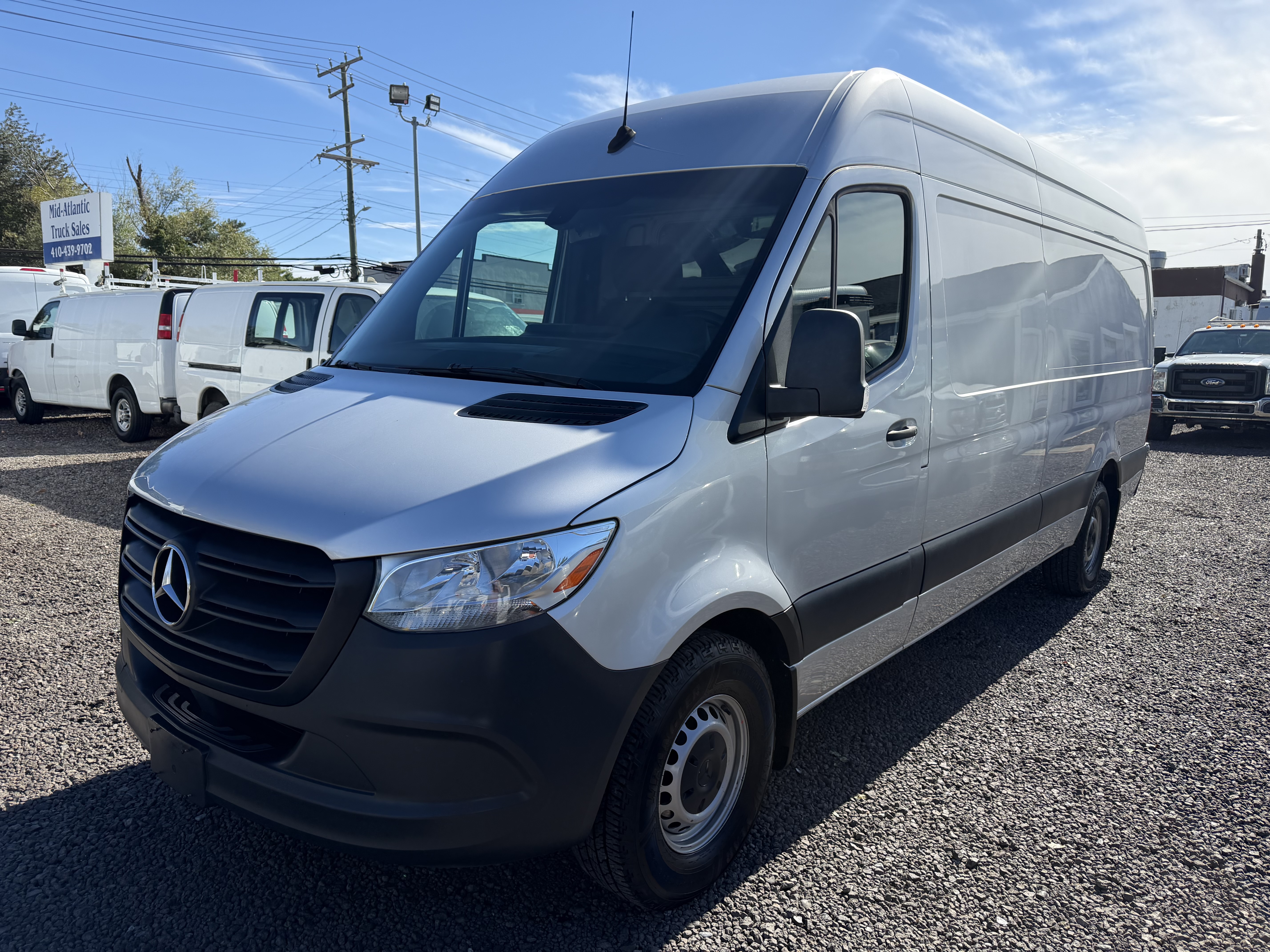 Used 2022 Mercedes-Benz Sprinter 2500 170 Cargo image 1