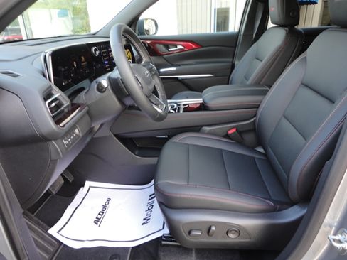 New 2026 Chevrolet Traverse Z71 image 13