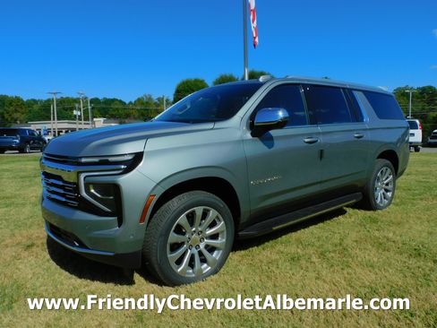 New 2026 Chevrolet Suburban Premier image 1
