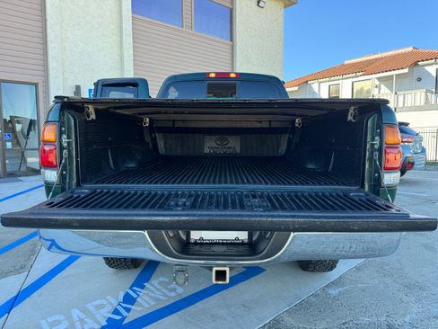 Used 2000 Toyota Tundra SR5 image 9