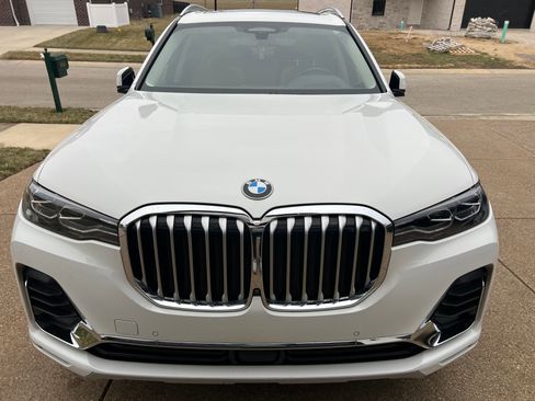 Used 2022 BMW X7 xDrive40i image 9