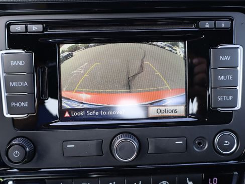 Used 2015 Volkswagen Jetta GLI image 23