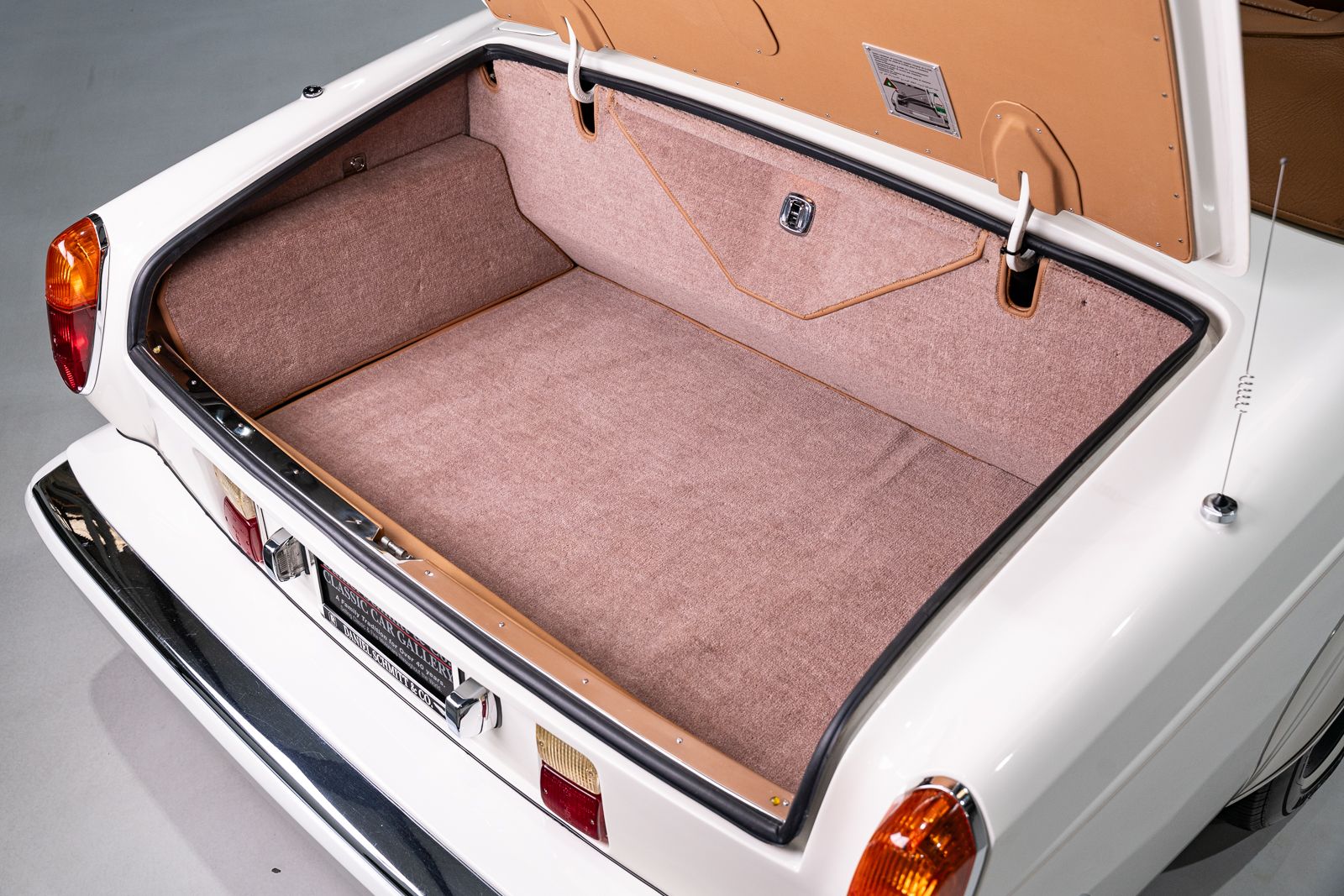 Used 1989 Bentley Continental RWD image 56