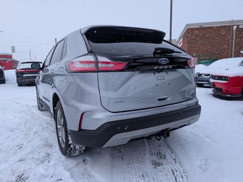 Used 2024 Ford Edge SEL image 4