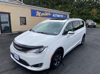 Used 2018 Chrysler Pacifica Limited video 1