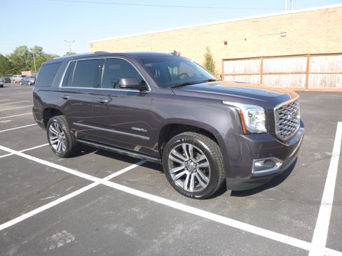 Used 2018 GMC Yukon Denali image 5