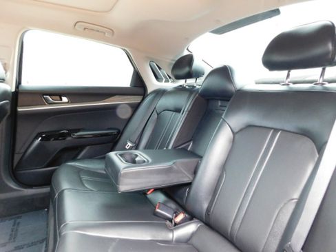Used 2022 Kia K5 FWD EX image 20