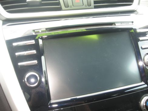 Used 2016 Nissan Murano AWD image 11