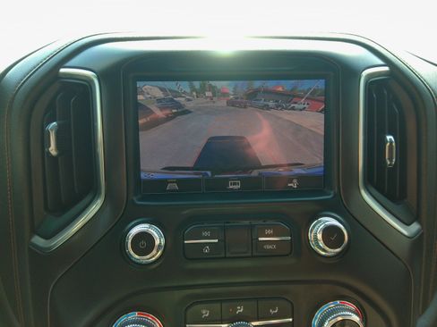 Used 2022 GMC Sierra 2500 AT4 image 79