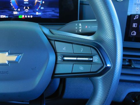 Used 2024 Chevrolet Silverado EV W/T image 28