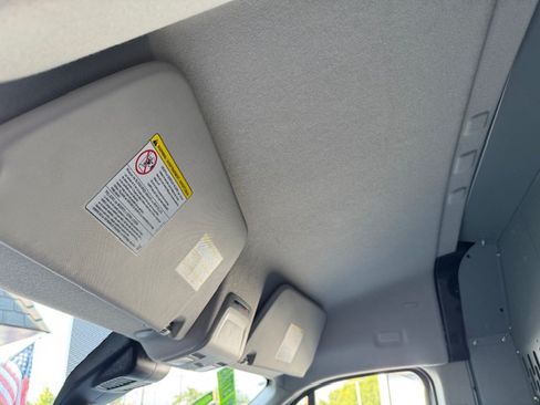 Used 2021 Ford Transit 250 image 17