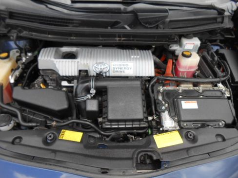 Used 2013 Toyota Prius Three Hatchback 4D FWD image 19