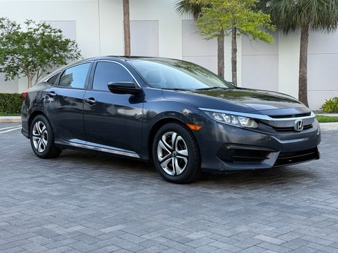 Used 2018 Honda Civic LX image 9