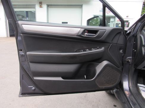 Used 2015 Subaru Outback 2.5i Premium AWD/4WD image 14
