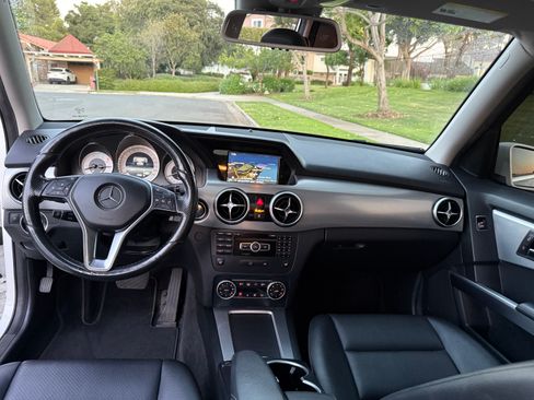 Used 2015 Mercedes-Benz GLK 350 image 28